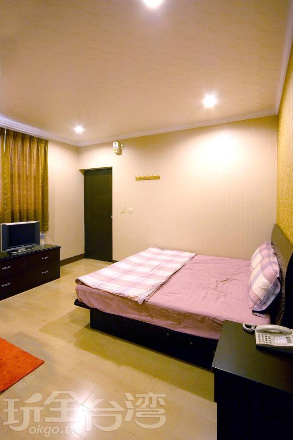 Hefeng Ting Homestay Heng-ch'un Extérieur photo