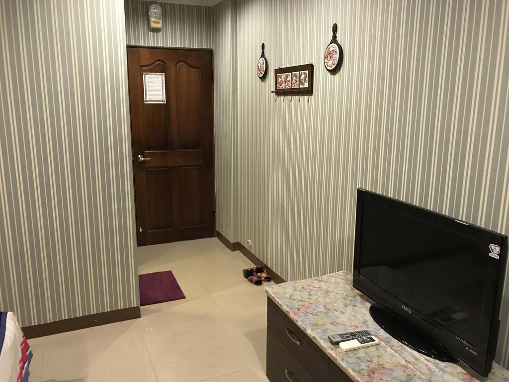 Hefeng Ting Homestay Heng-ch'un Extérieur photo