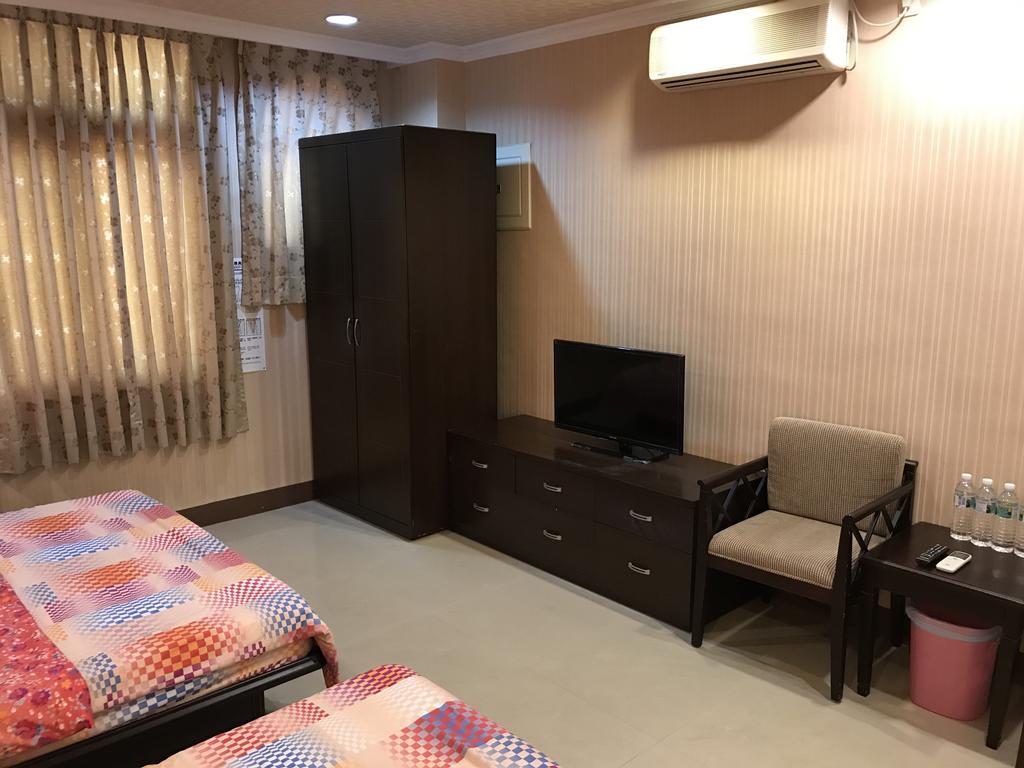 Hefeng Ting Homestay Heng-ch'un Extérieur photo